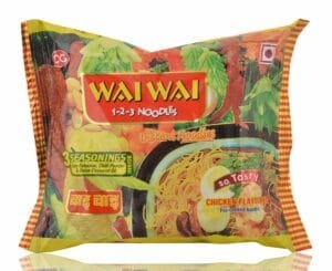 Wai Wai Chicken Flavoured Noodles 65g